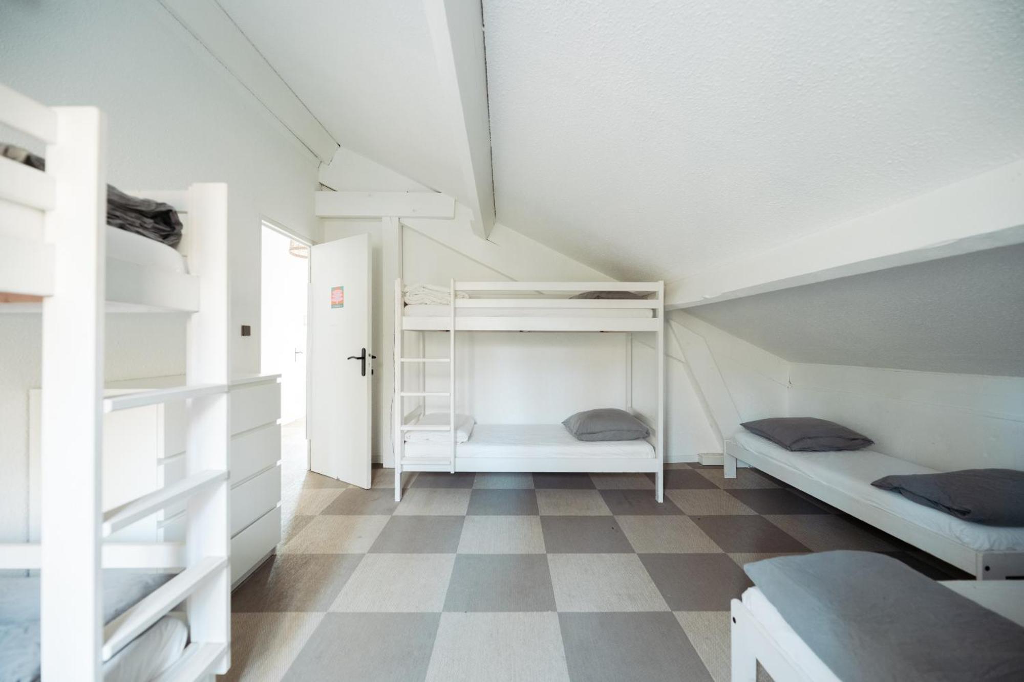 La Donaclaudre - Hebergement De Groupe En Pleine Nature, Ideal Pour Tous Vos Sejours ! 63 Couchages - 2 Grandes Salles - Salle De Jeux - Cuisine Professionnelle - Accessible Facilement - Localisation Attractive -Proche Paris & Disney Saint-Augustin  Extérieur photo